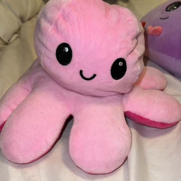 Two sided stuffed octopus - Picture 2 of 2
